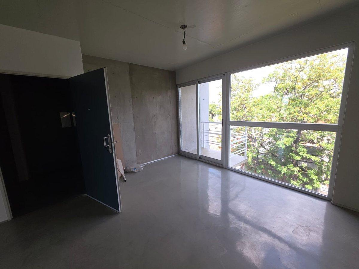 VENTA DEPTO 3 AMB. COCH. TERRAZA PROPIA. FLORIDA.