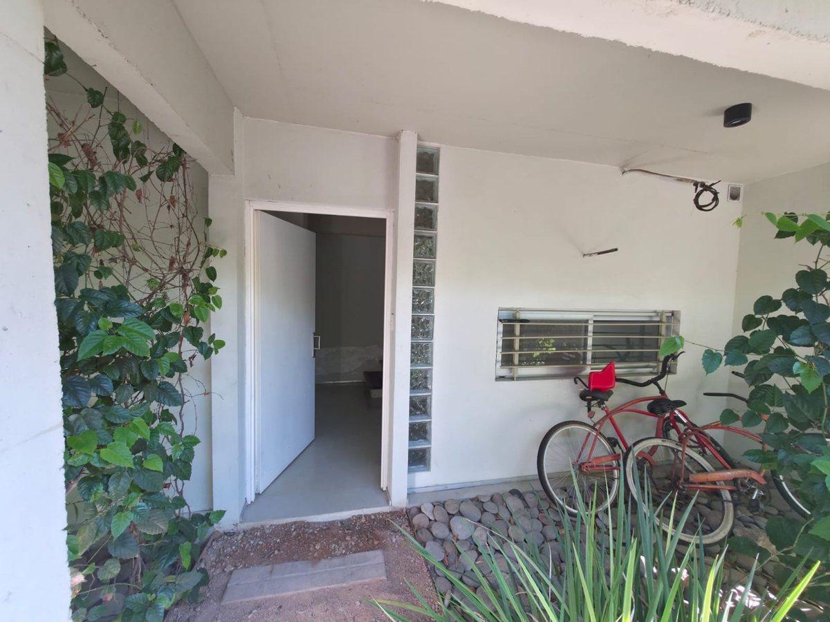 VENTA TRIPLEX. QUINCHO Y COCHERA. OLIVOS