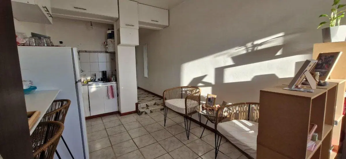 VENTA MONOAMBIENTE LUMINOSO BAJAS EXP MUNRO CENTRO 5