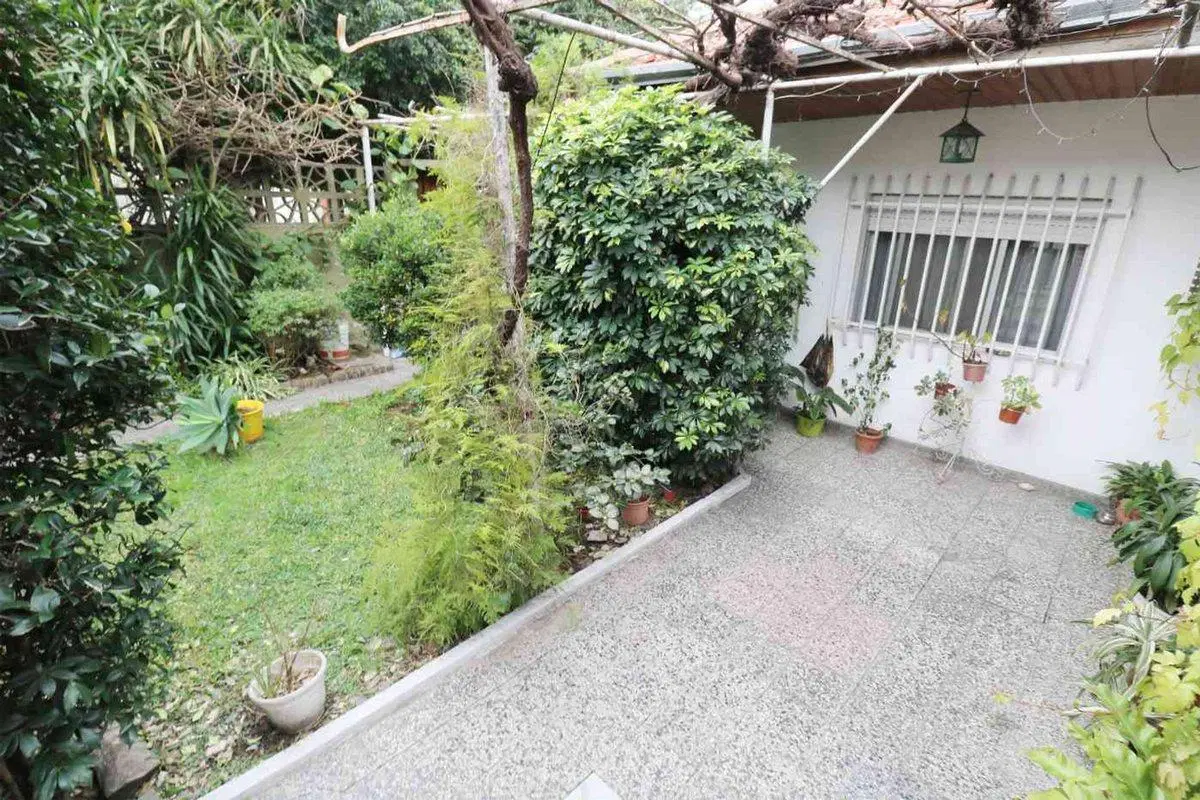 VENTA CASA MULTIFAMILIAR COCHERA TERRAZA en MADERO 4