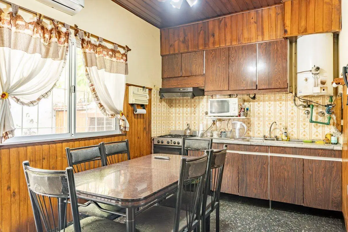 VENTA CASA 4 AMB PATIO TERRAZA COCH Y LOCAL OLIVOS 3