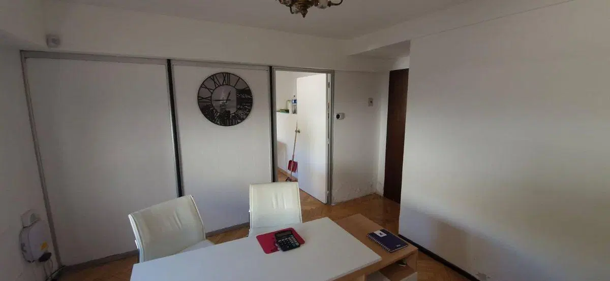 VENTA OFICINA CENTRO DE SAN ISIDRO 3