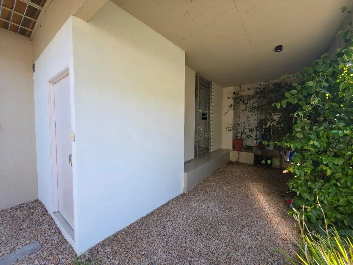 VENTA TRIPLEX. 3 AMB. COCH. QUINCHO. OLIVOS 4