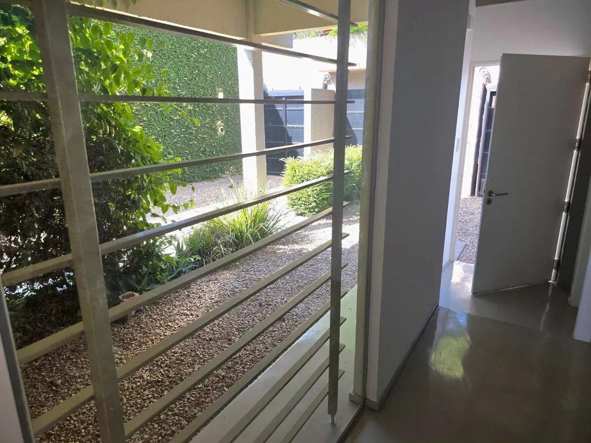 VENTA TRIPLEX. 3 AMB. COCH. QUINCHO. OLIVOS 3
