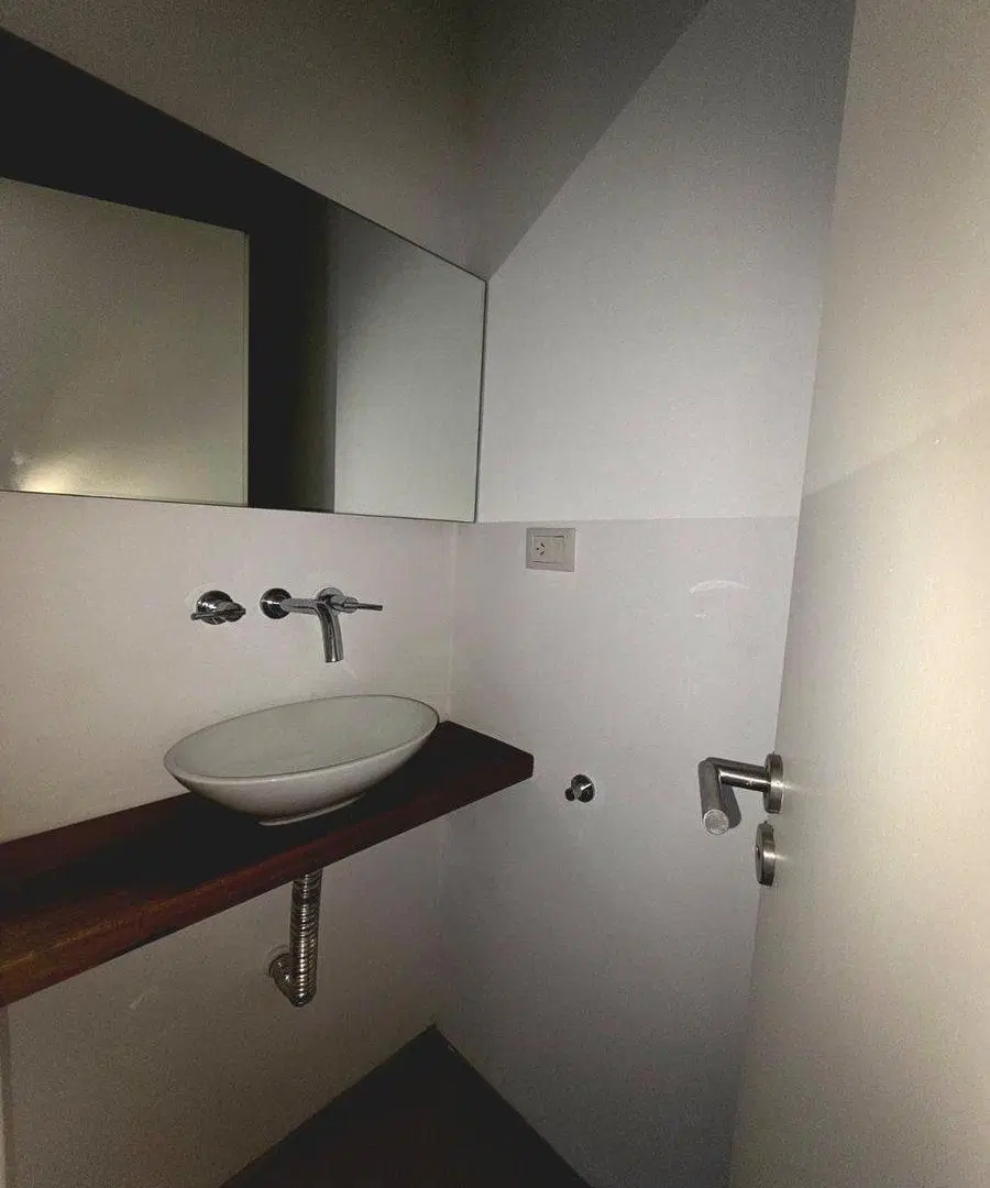 VENTA TRIPLEX. 3 AMB. COCH. QUINCHO. OLIVOS 2