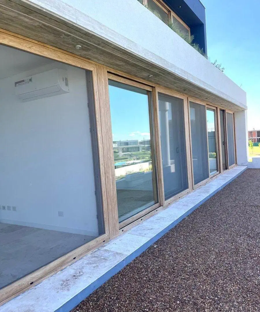 VENTA CASA 410M/997M AL AGUA NORDELTA A ESTR 3