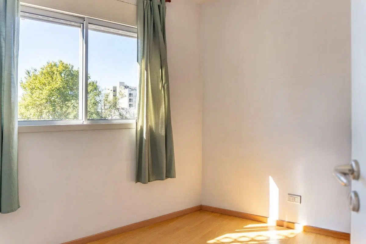 DEPARTAMENTO 3 AMBIENTES CON BALCÓN 4