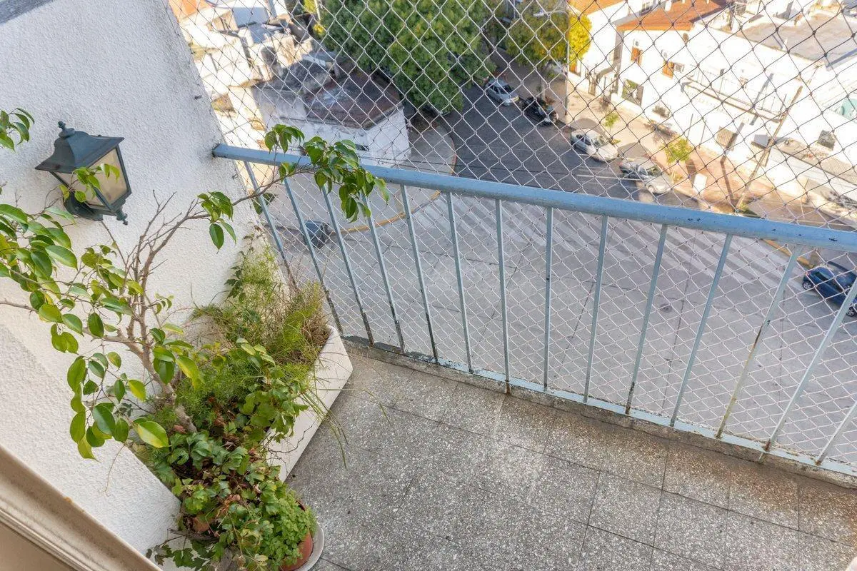 DEPARTAMENTO 3 AMBIENTES DOBLE BALCON VILLA LURO 5