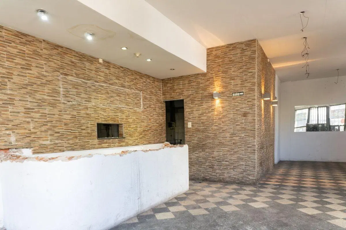 Local en esquina 255 m² Oportunidad 5