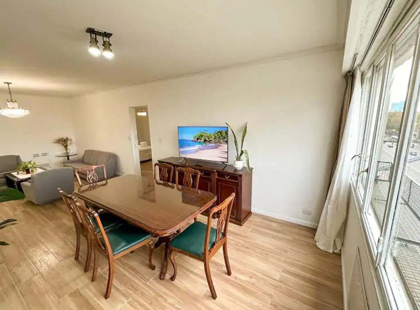 VENTA DEPTO 3 AMBIENTES C/DEPENDENCIA RETIRO 3