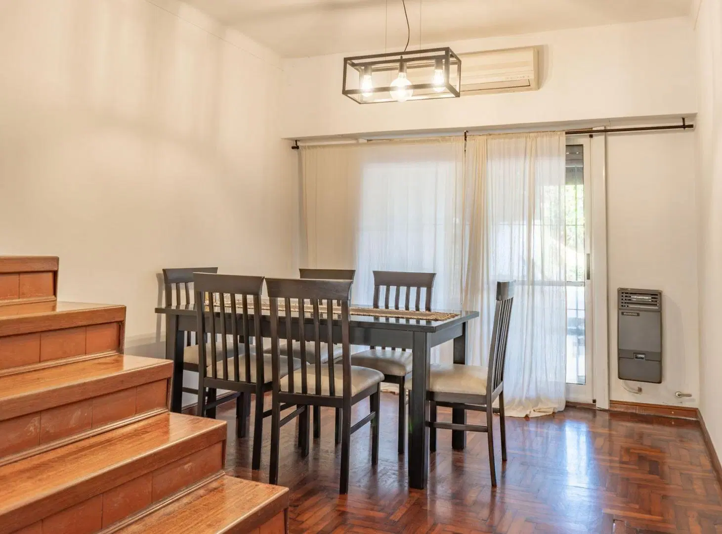 Venta, Olivos, Chalet 7 amb, jardin y pileta 4