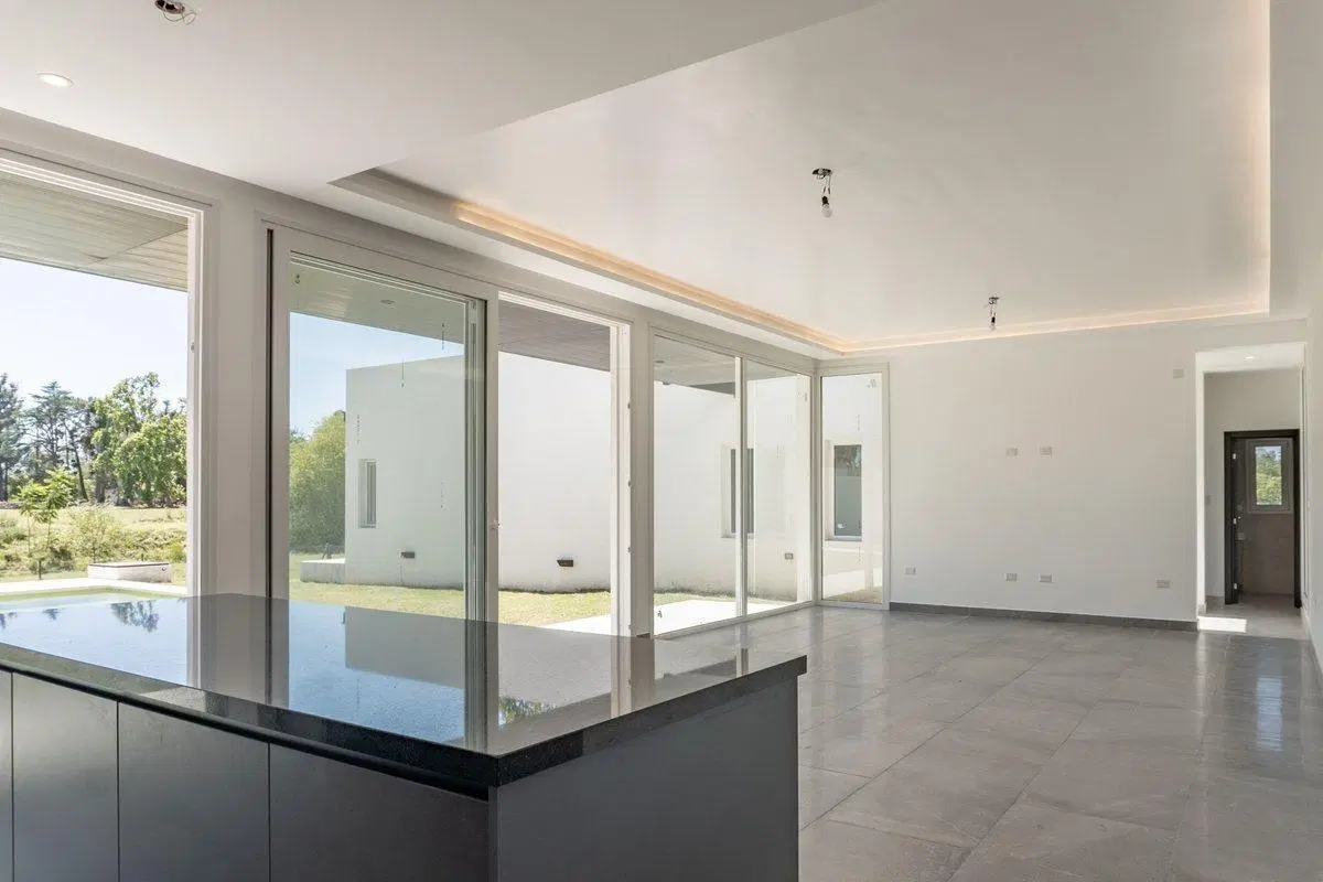Venta Casa A Estrenar 4 ambientes La Asunción 3