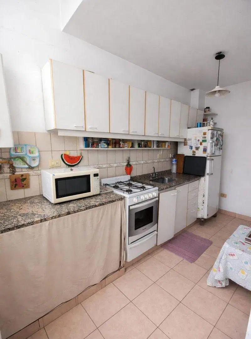 Depto 2 ambientes en venta  Floresta Muy luminoso 4