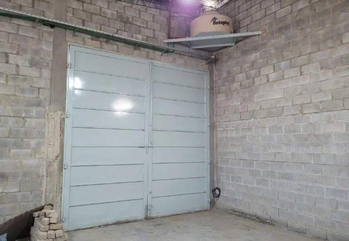Venta Hermoso Galpón o Deposito General Rodríguez 4
