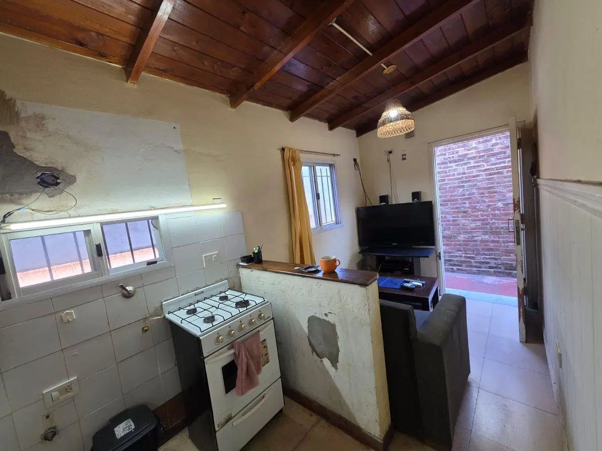 VENTA PH FRENTE. 3 AMB. S/EXPENSAS. VILLA ADELINA 3