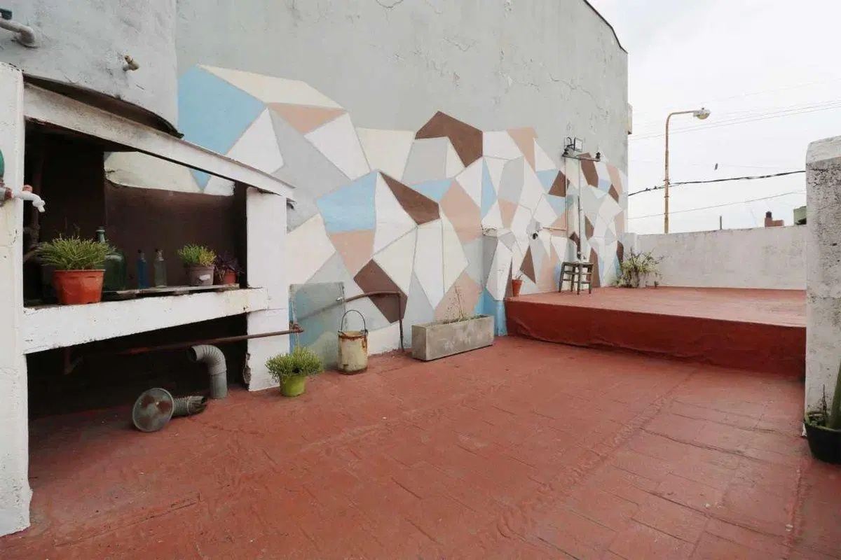VENTA CASA MULTIFAMILIAR COCHERA TERRAZA en MADERO 5