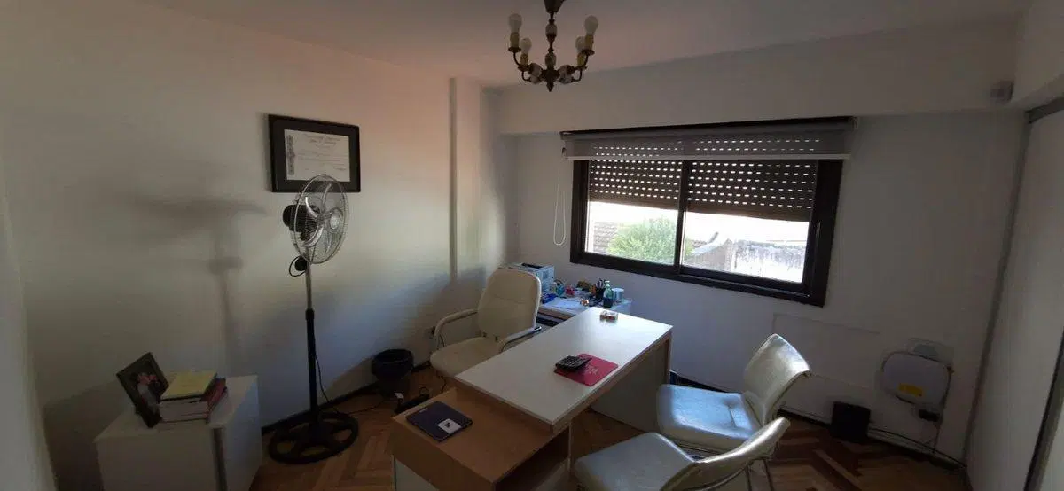 VENTA OFICINA CENTRO DE SAN ISIDRO 5
