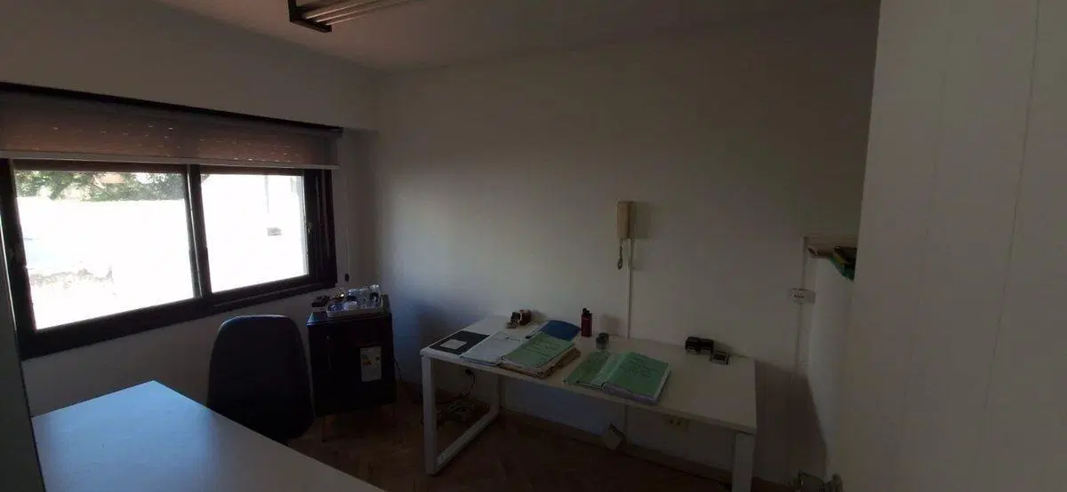 VENTA OFICINA CENTRO DE SAN ISIDRO 3