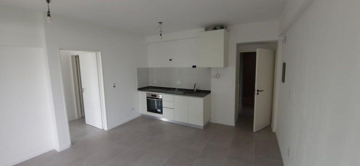 Foto de Venta Depto 2 Ambientes c/Cochera Tortugas Golfers, imagen 5