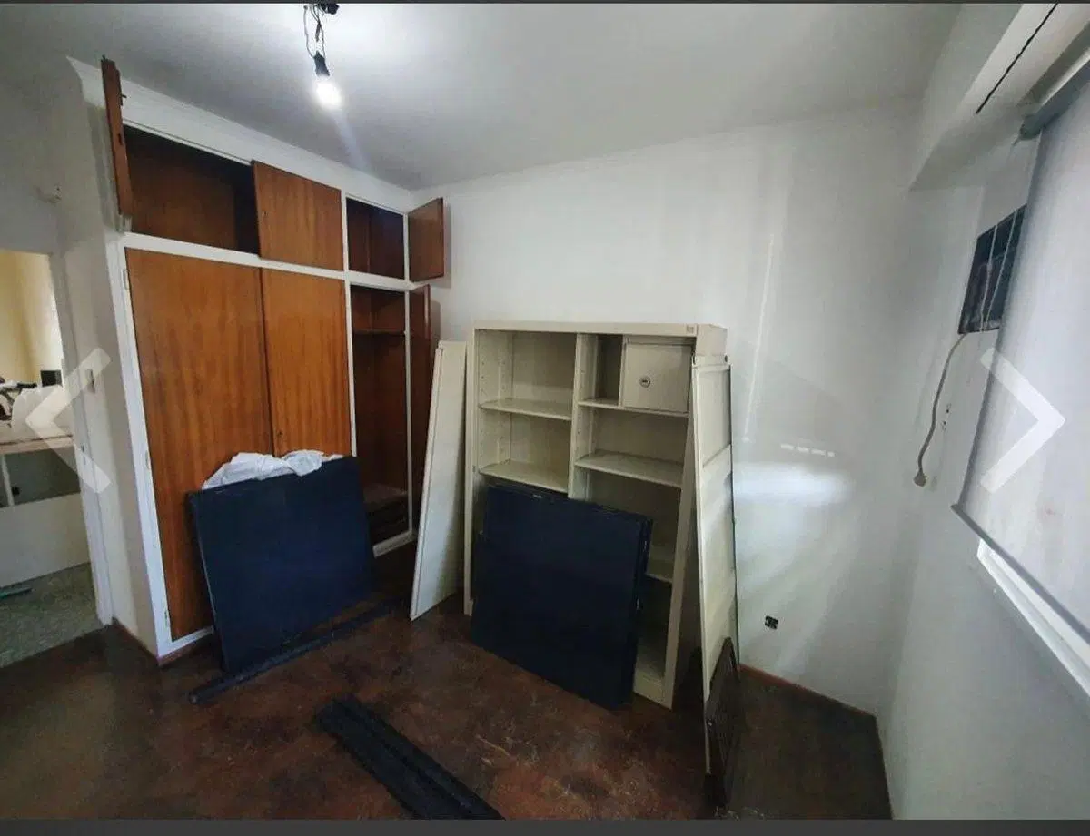 VENTA CASA COCHERA TERRAZA LINIERS c/RENTA 1