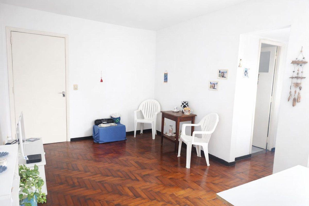 Foto de Depto 2 ambientes en venta Floresta Muy luminoso, imagen 1
