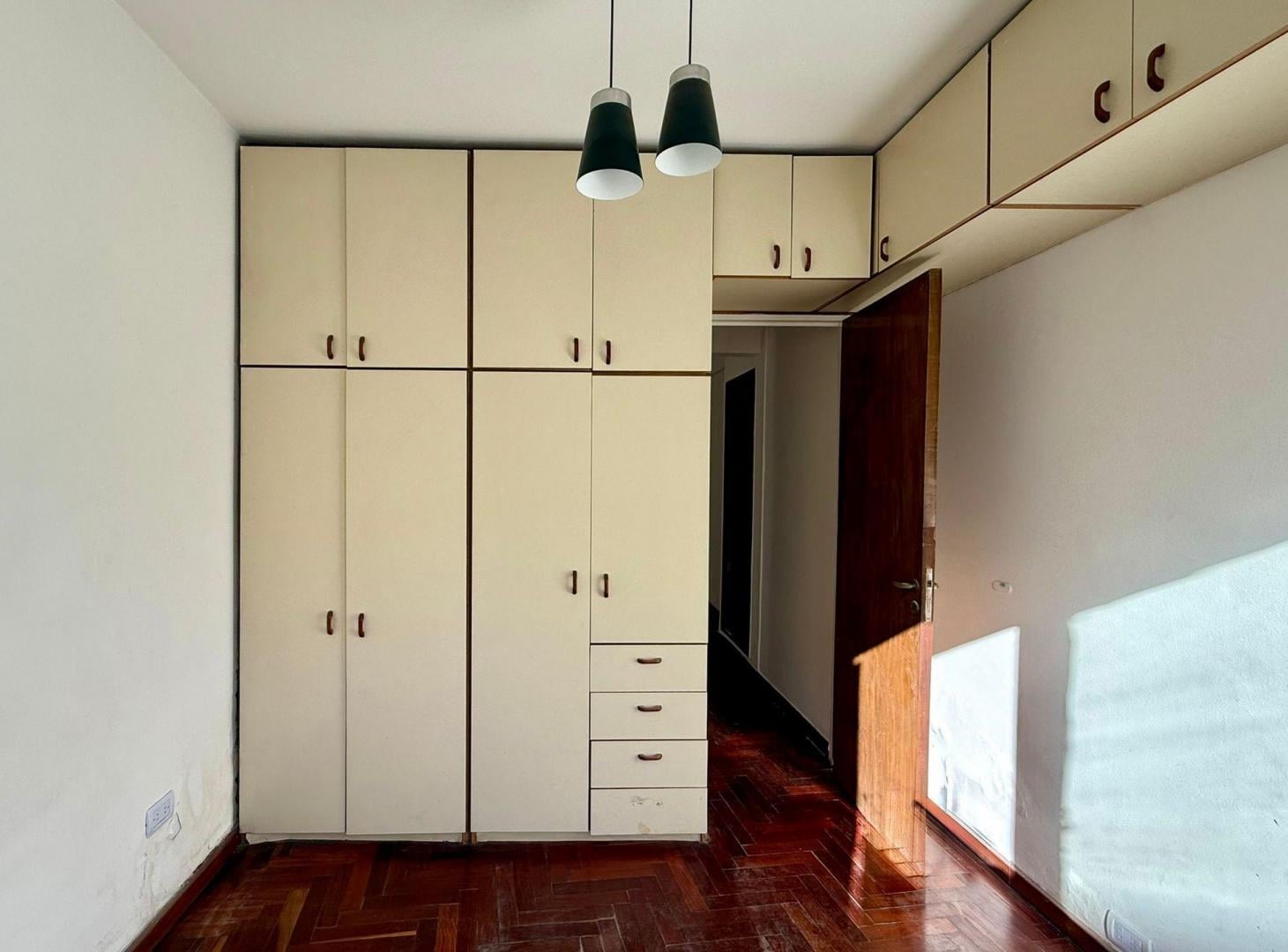 Foto de VENTA DEPTO 2 AMB -TORRE APTO PROFESIONAL-ALMAGRO, imagen 2
