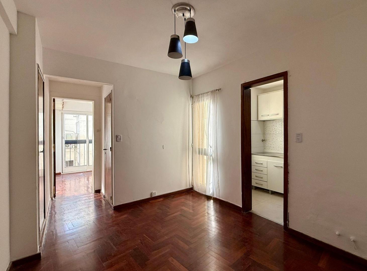 Foto de VENTA DEPTO 2 AMB -TORRE APTO PROFESIONAL-ALMAGRO, imagen 5