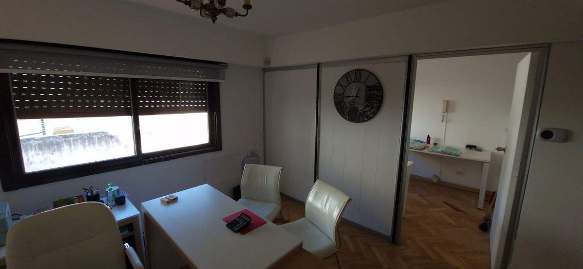 Foto de VENTA OFICINA CENTRO DE SAN ISIDRO, imagen 4