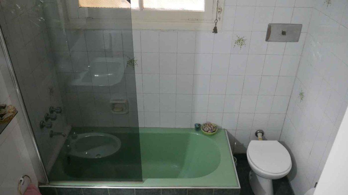Foto de VENTA 2 VIVIENDAS SOBRE LOTE PROPIO ACEPTA PERMUTA, imagen 1