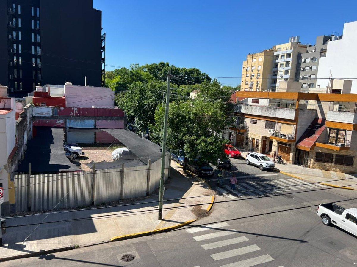 Foto de VENTA LOTE P/EMPREND. PLANOS APROBADOS LINIERS, imagen 3