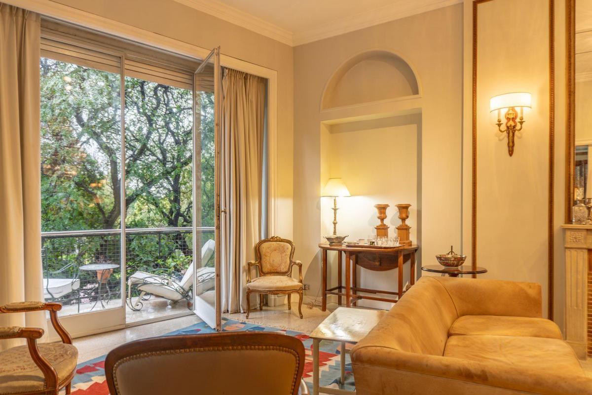 Foto de Venta Recoleta-Exclusivo Piso Edificio Emblematico, imagen 2