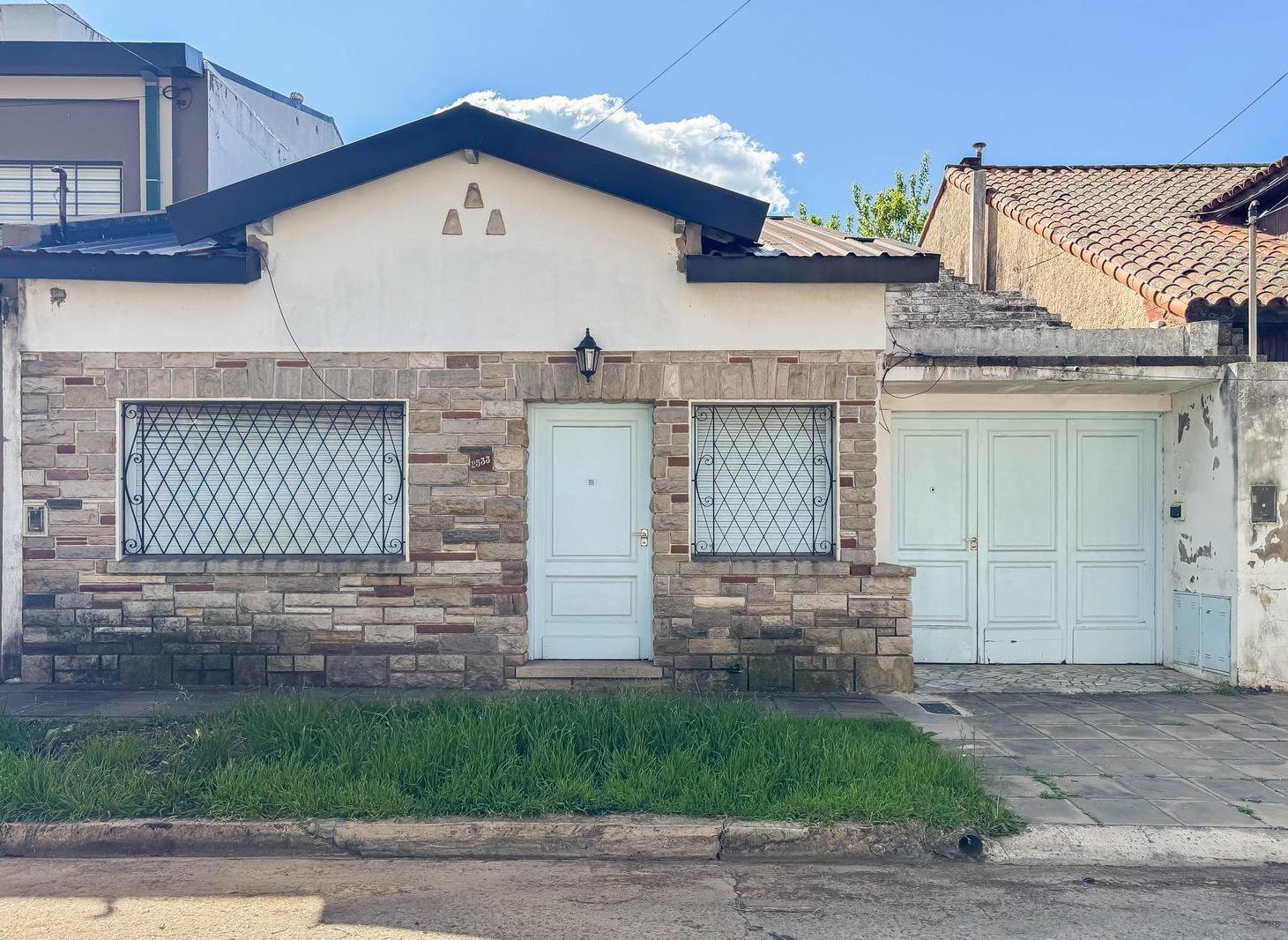 Foto de Casa en venta 5 ambientes Olivos, imagen 2