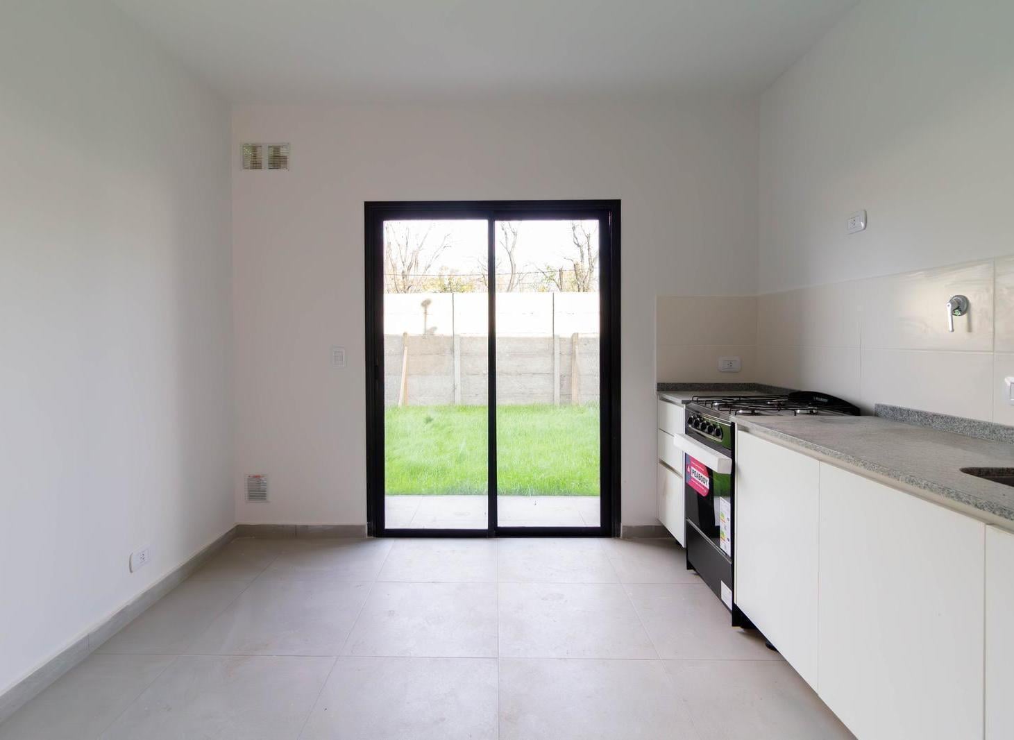 Foto de Dúplex 3 ambientes en venta en San Miguel, imagen 1