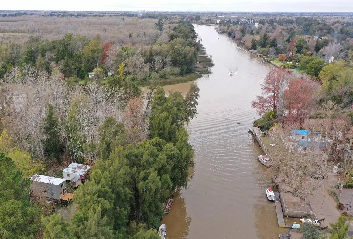 Lote sobre Canal Arias próximo a dique Lujan -  Tigre 4