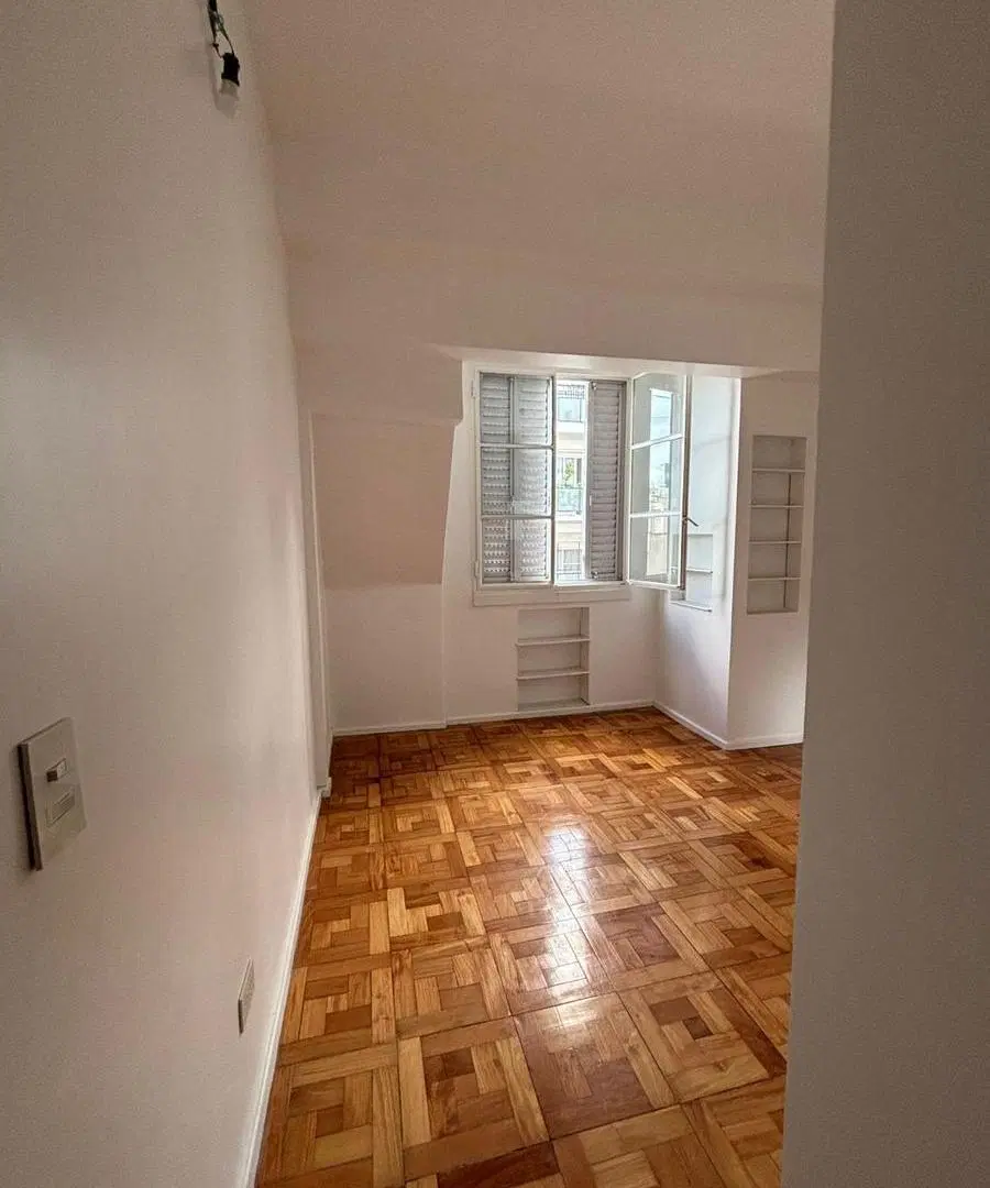 Oportunidad en Barrio Norte! Monoambientes Reciclados! 3