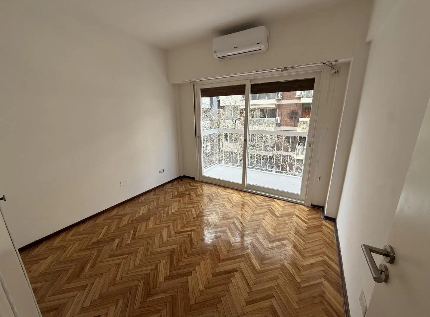 ¡Impecable 2 Ambientes Reciclado a Nuevo con Gran Balcón al Frente en Las Cañitas! 4