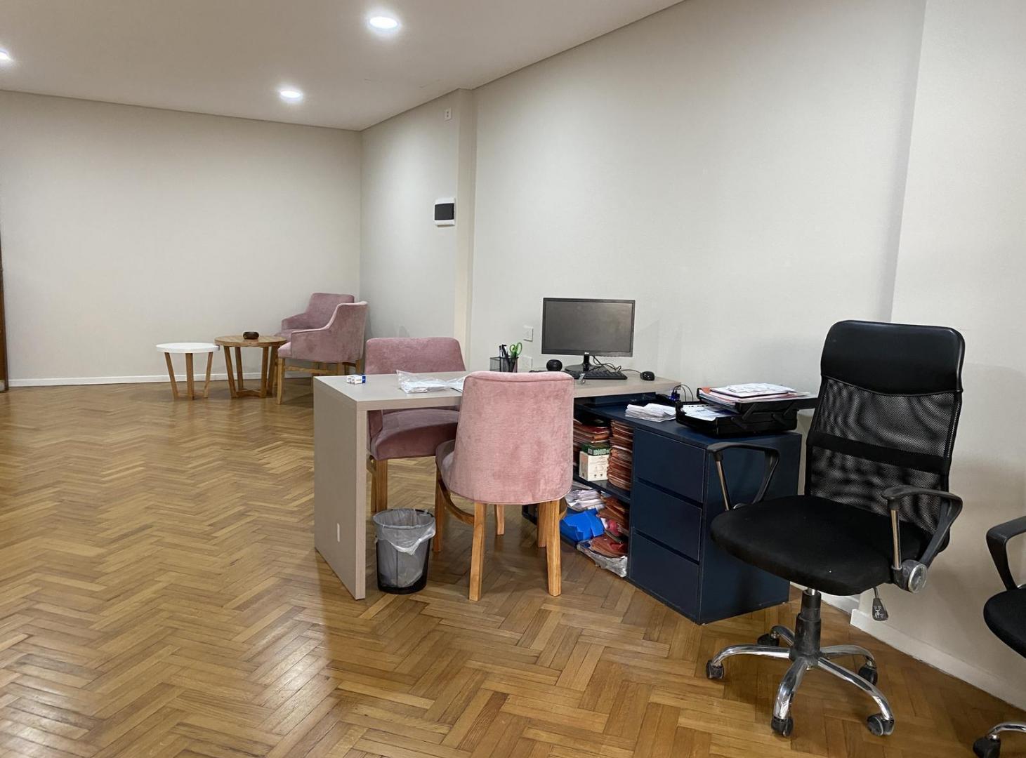 Foto de Venta Oficina en Monserrat, 48m² – Excelente estado, apta vivienda APTO, imagen 3