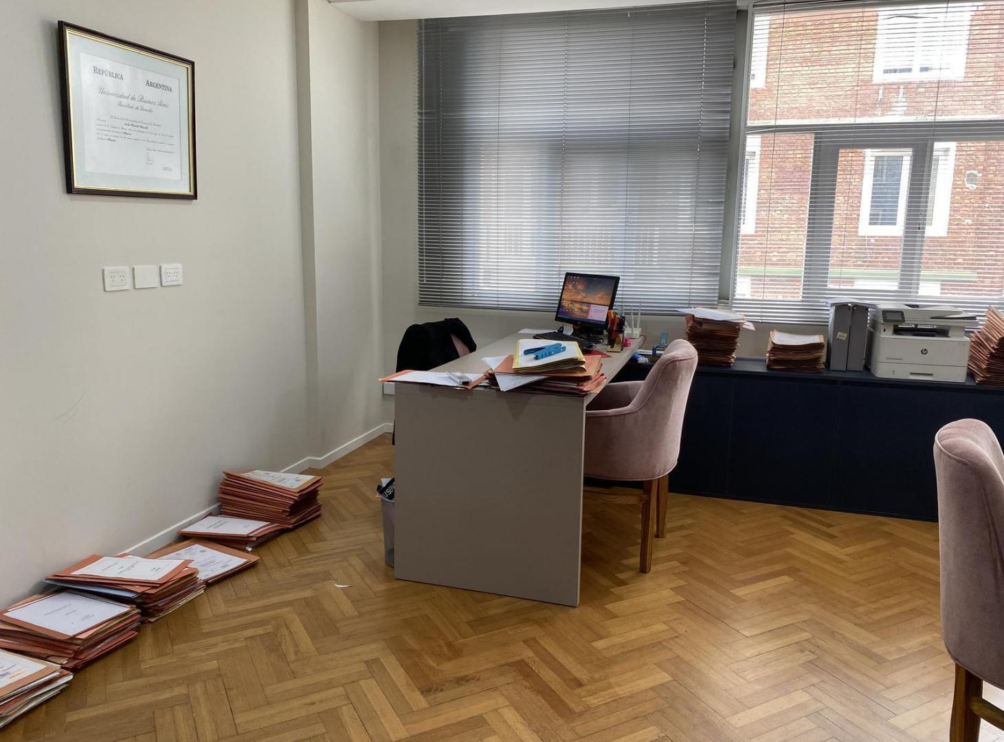 Foto de Venta Oficina en Monserrat, 48m² – Excelente estado, apta vivienda APTO, imagen 1
