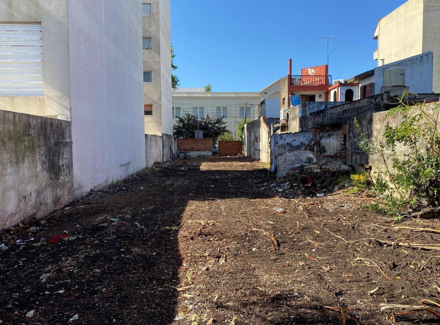 Foto de Terreno Lote en venta en Ramos Mejía, 8.66 x 43.30m ubicacion centrica, imagen 2