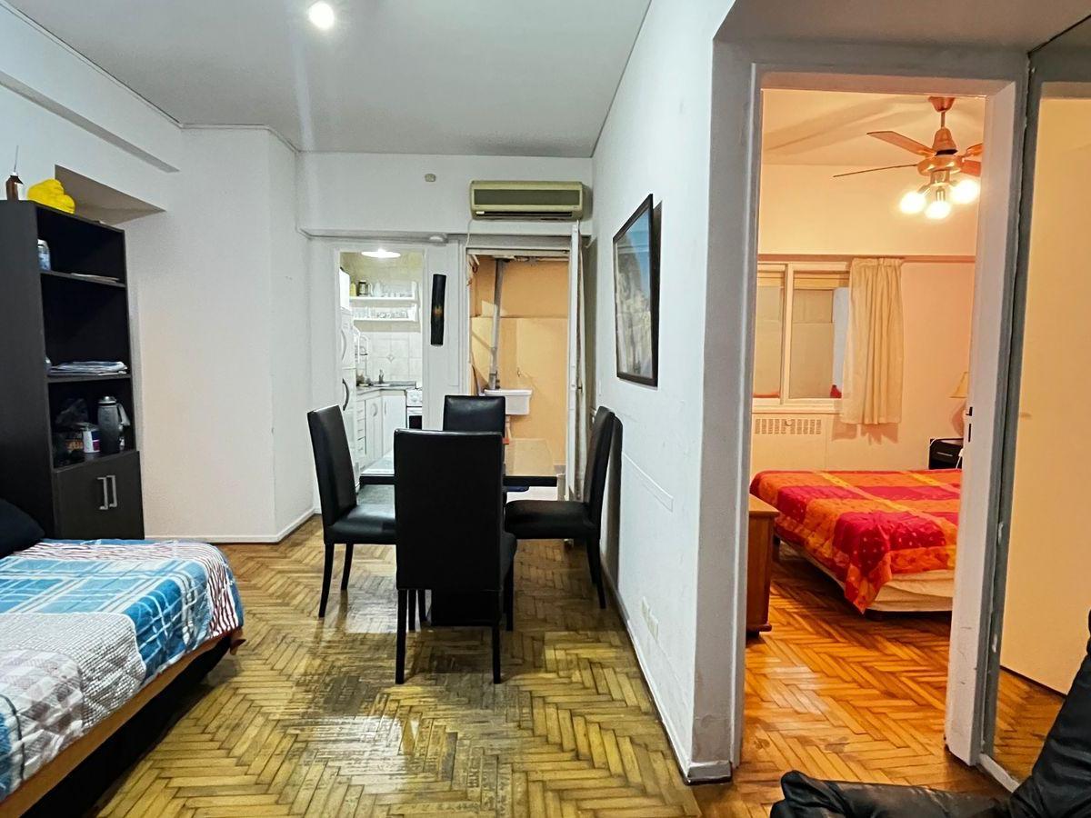 Departamento Dos Ambientes con Patio. 1