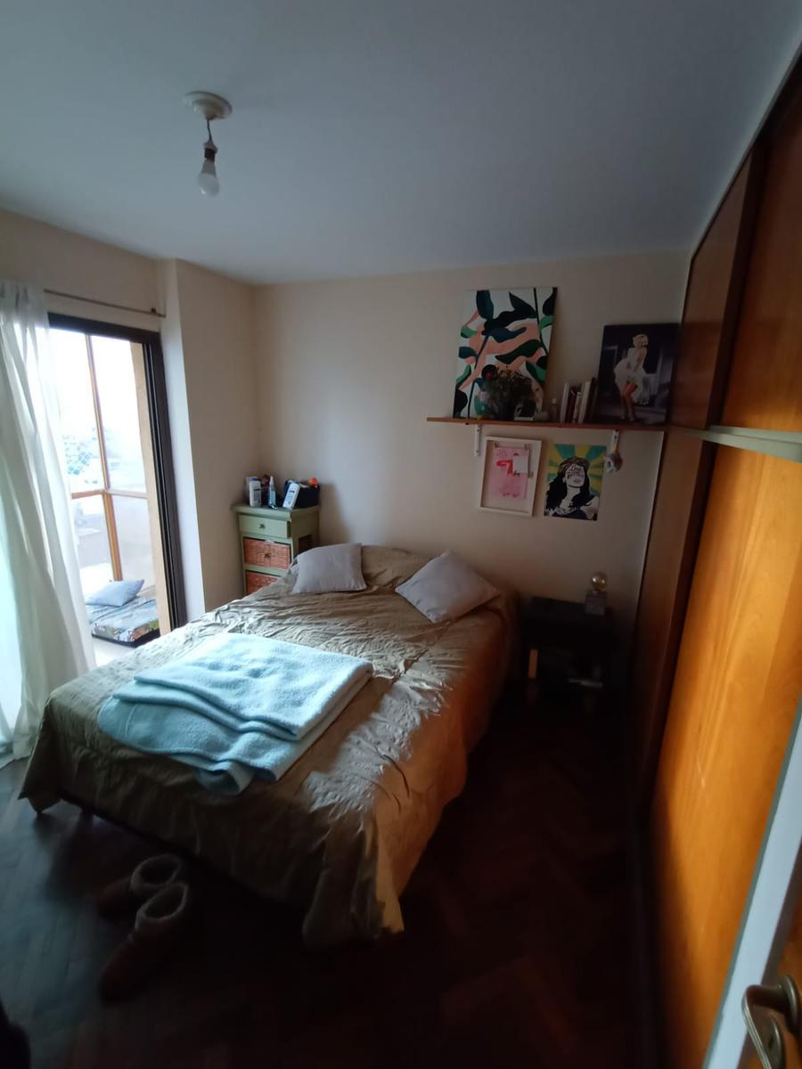 Departamento en Alberdi 4