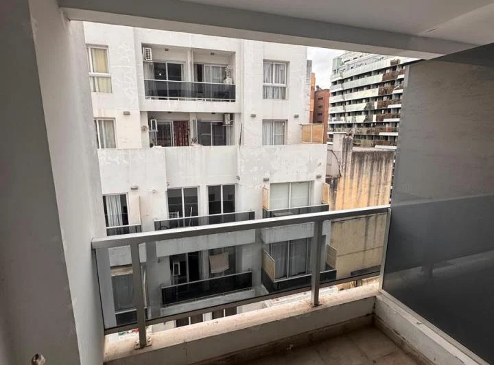 Departamento - Centro - 1 Drm - Independencia 300 3