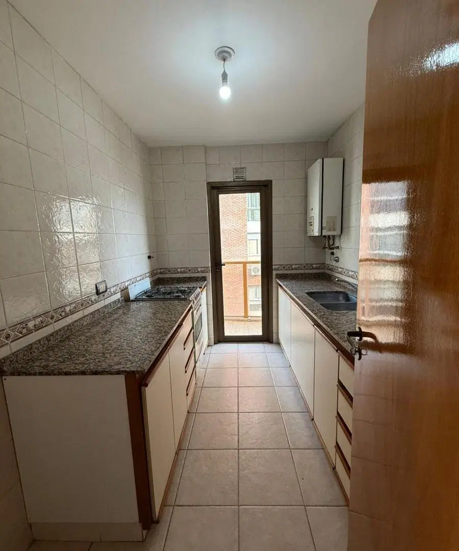Departamento en Alberdi 3