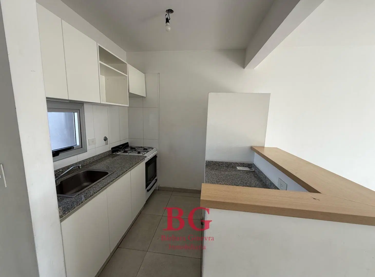 Departamento en Alquiler - 2 Ambientes con Balcon - Zona Paternal 2
