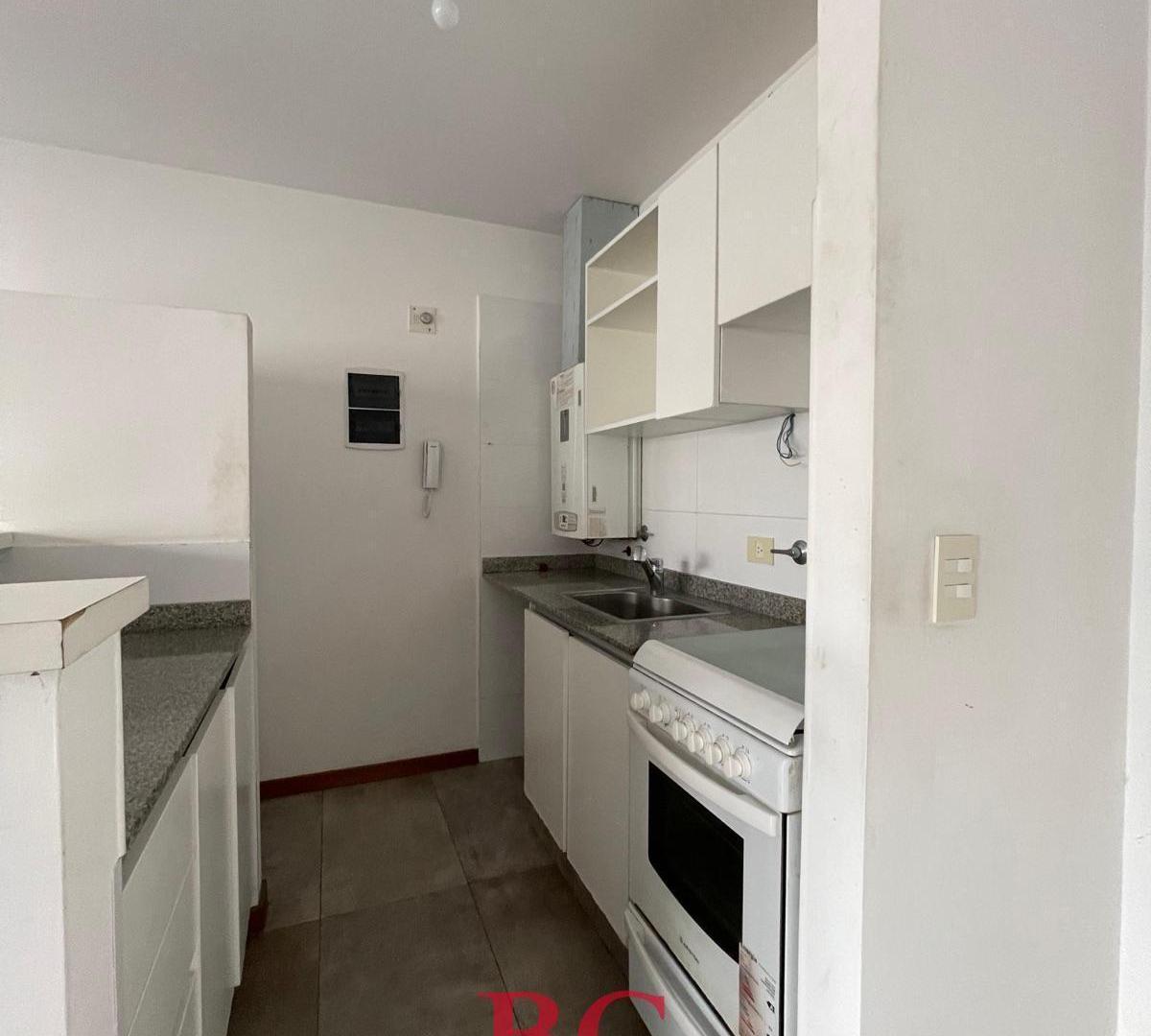 Foto de ALQUILER |2 Ambientes 1 Cochera fija, Balcón con Parrilla. Espacio para, imagen 4