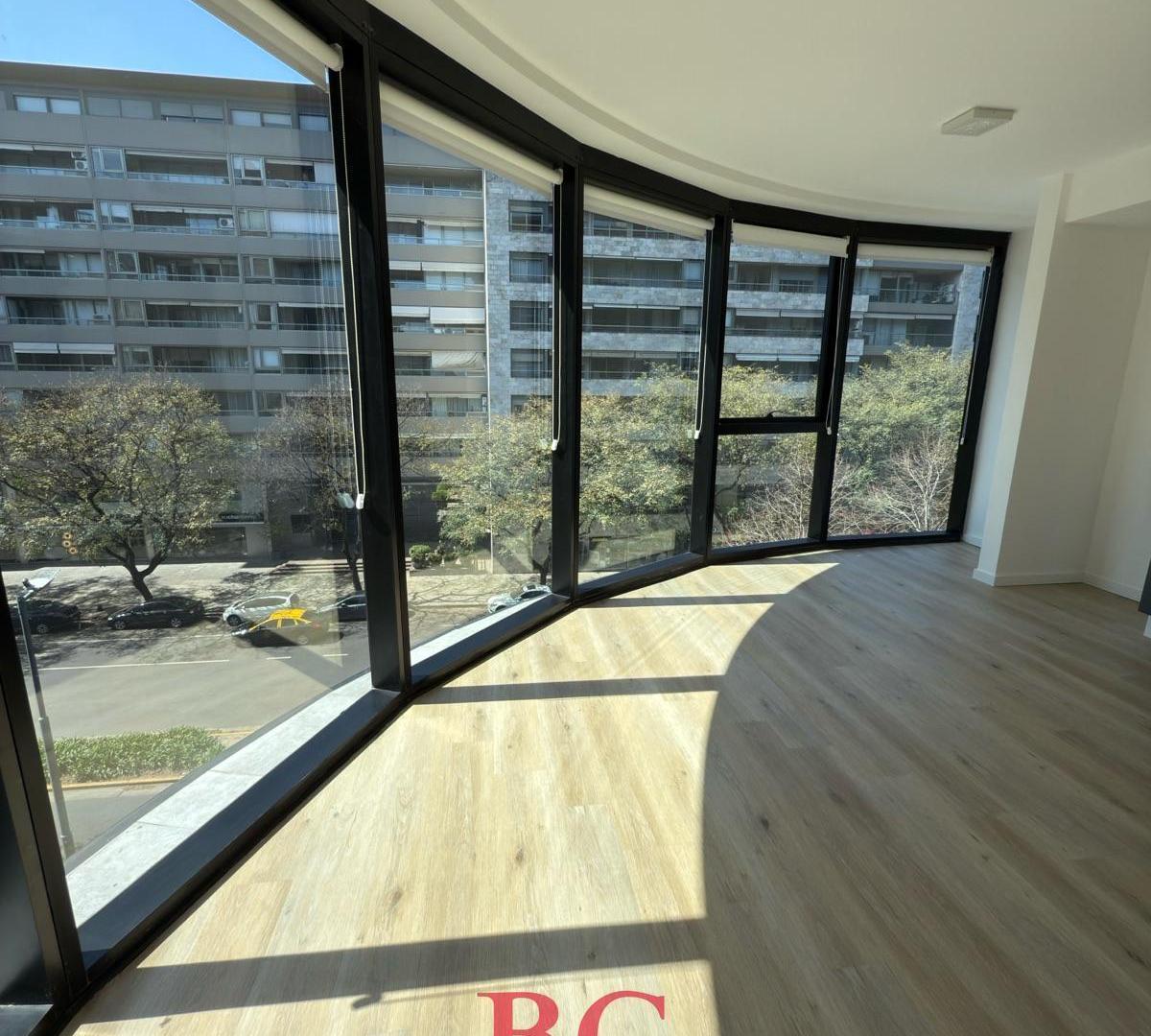 Foto de 3 Ambientes en Venta - Vista Esquina al Boulevard y Cochera - Lumiere, imagen 2