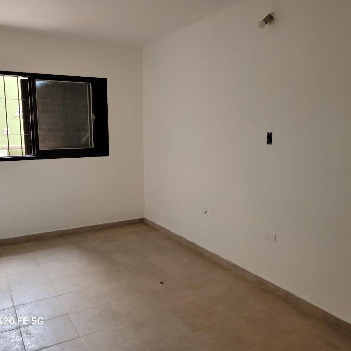 Foto de CASA VENTA PARQUE CAPITAL 3 DORMITORIOS, imagen 3