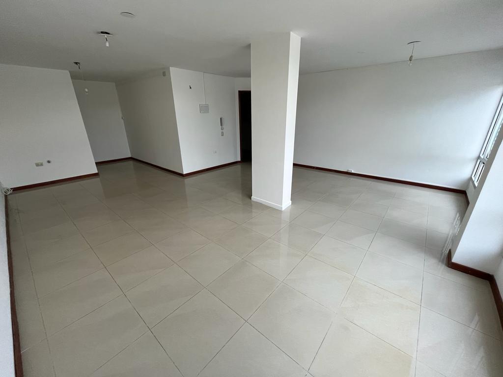 OFICINA VENTA 45 m2. Humberto Primo 945 con renta