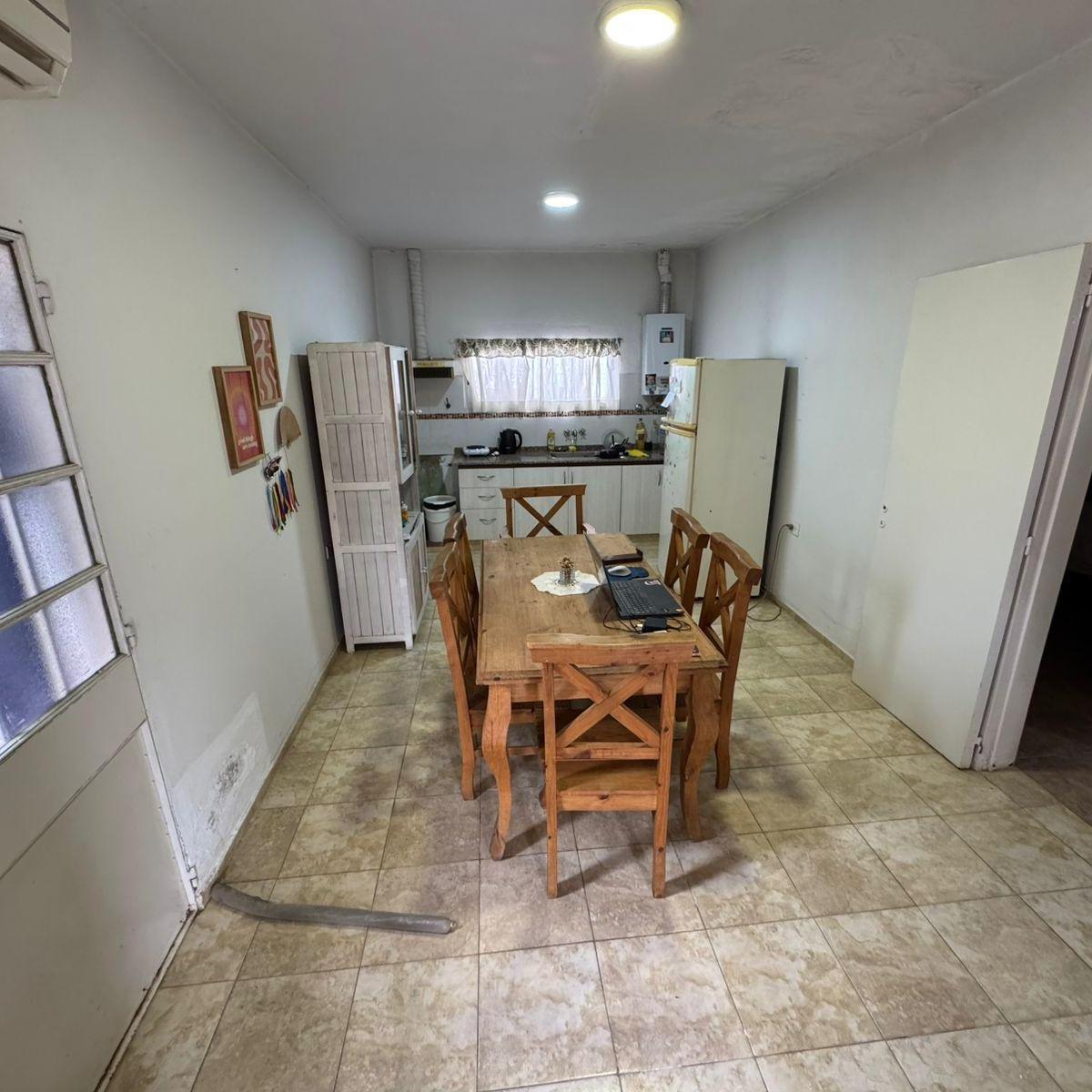 Casa Venta Barrio Jardin 3 Dorm. Mas 1 en Planta Alta 5
