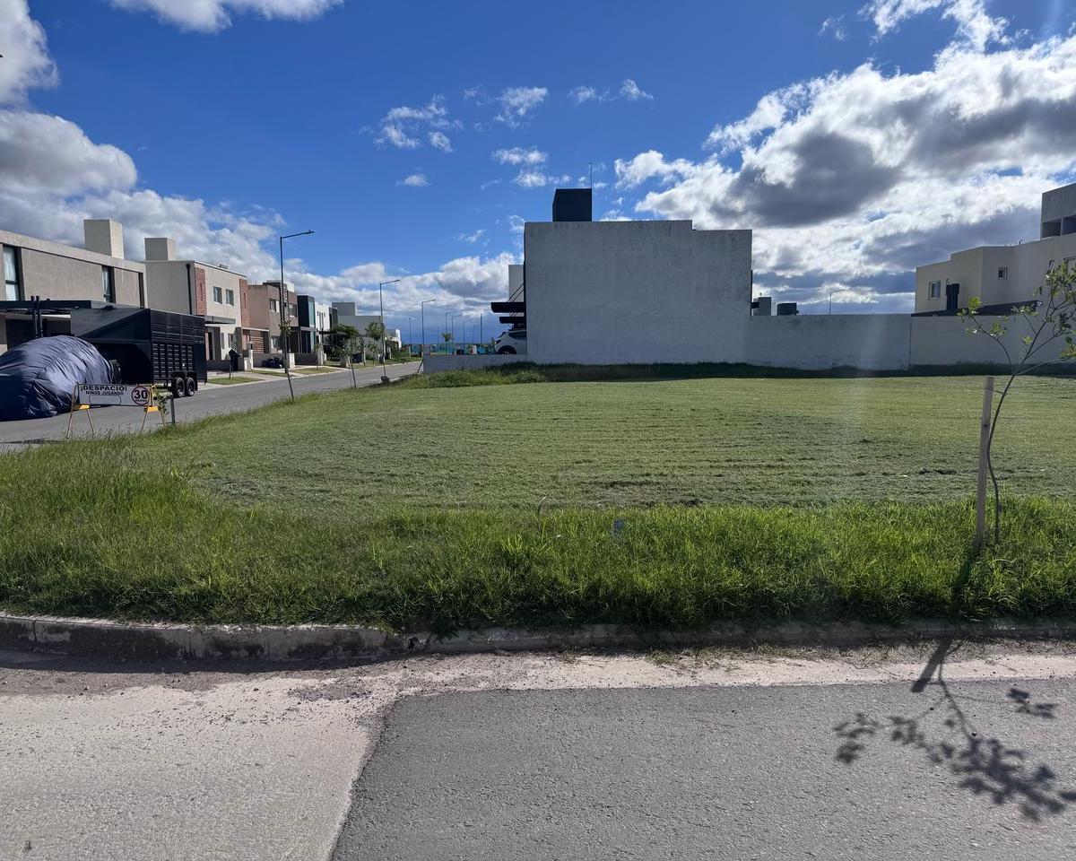 Lote Venta San Ignacio de Manantiales 1